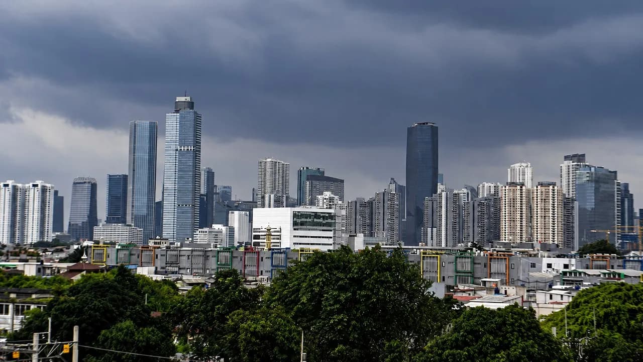 Prakiraan cuaca BMKG untuk wilayah Jakarta pada Sabtu (31/10/2026).